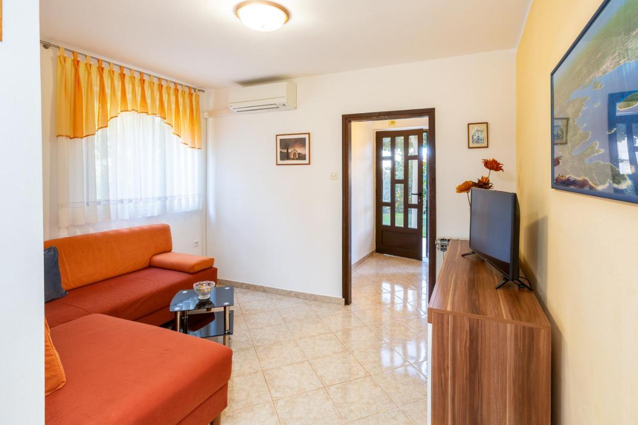 Maretic Apartment เมดูลิน ภายนอก รูปภาพ