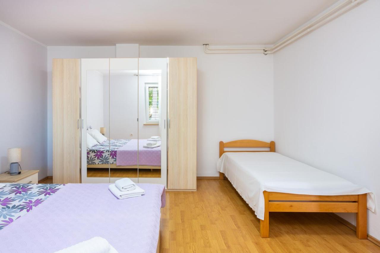 Maretic Apartment เมดูลิน ภายนอก รูปภาพ