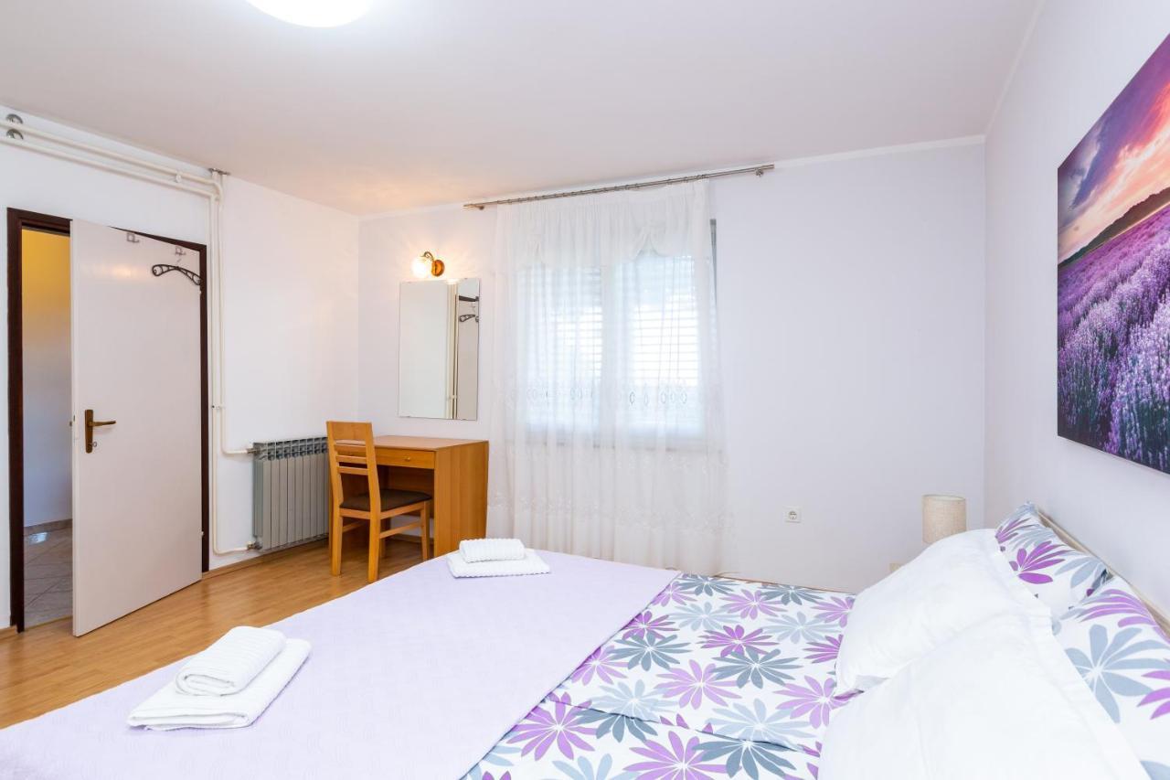 Maretic Apartment เมดูลิน ภายนอก รูปภาพ